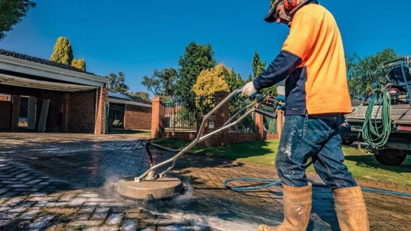 How Pressure Washing Can Remove Oil Stains From Your Driveway